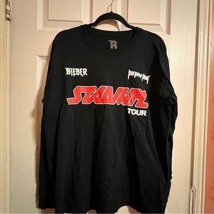 Justin Bieber Purpose Stadium Tour black graphic long sleeve size large
